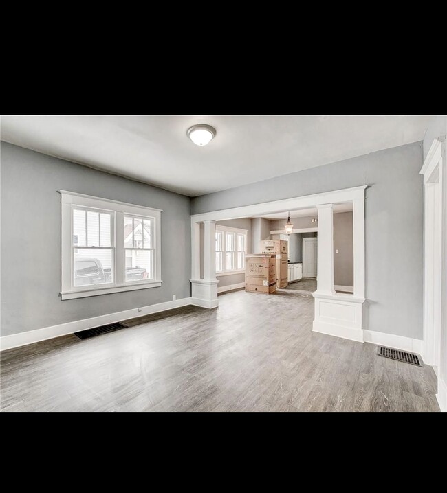Building Photo - 1314 Arrow Ave