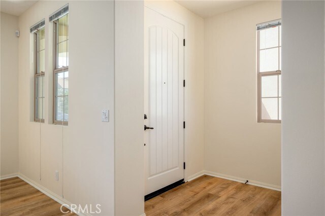 Building Photo - 92 Twin Gables