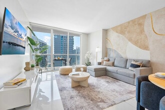 Building Photo - 485 Brickell Ave