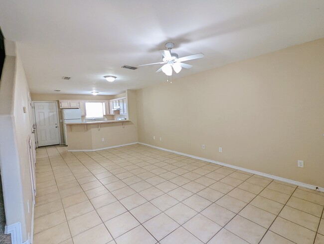 Building Photo - 737 Sonesta Ct
