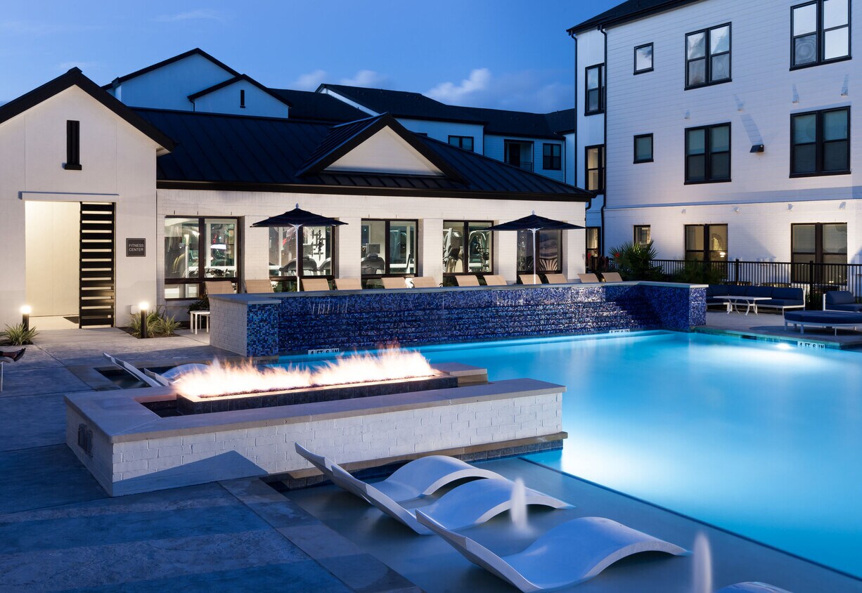 The Peri on Westheimer 13328 Westheimer Rd Houston, TX Apartments