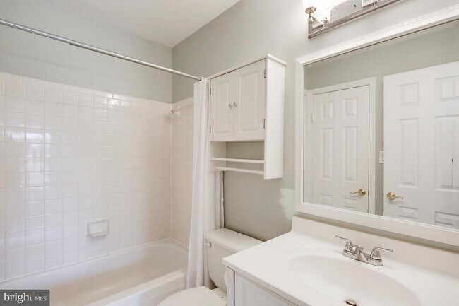 Baño principal - 11 Bronco Ct