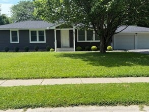 Building Photo - 111 Vollmer Pkwy