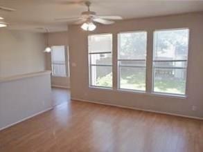 Foto del edificio - 2837 Southampton Way