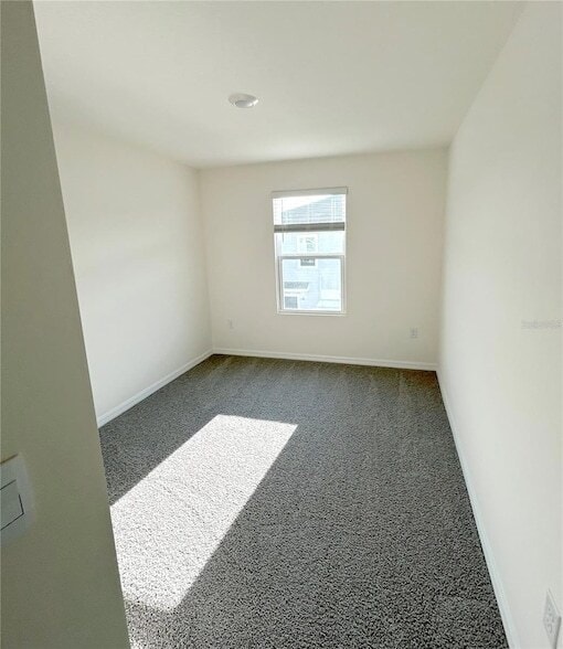 Building Photo - 6582 SW 81st Lp