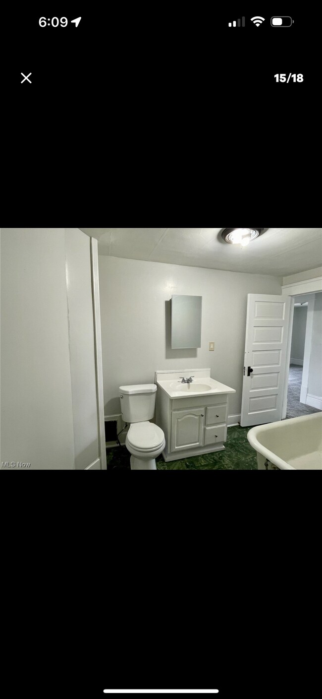 Building Photo - 1200 Girard St