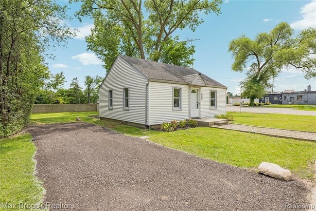 Foto del edificio - 31291 Rexwood St
