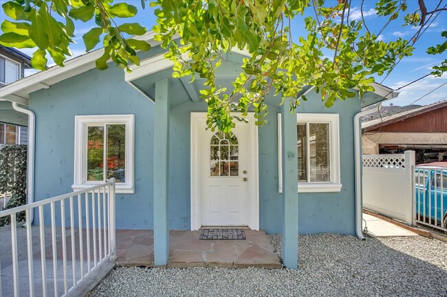 Building Photo - 7536 Thousand Oaks Dr