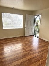 Building Photo - 7551 Rosanna St