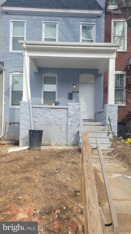 Primary Photo - 806 McCabe Ave