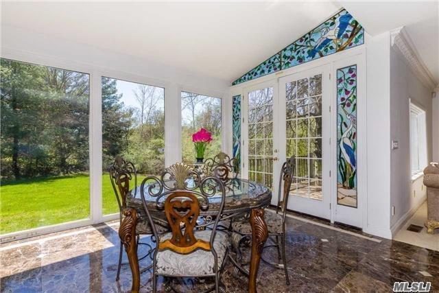 Foto del edificio - 21 Overbrook Ln