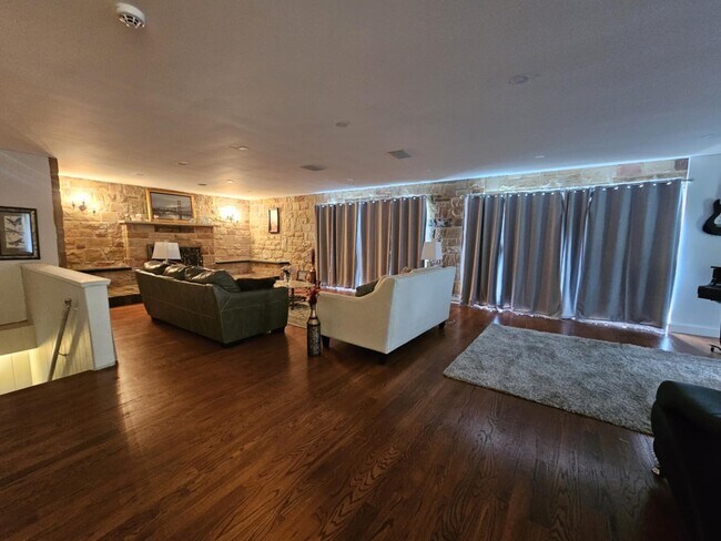 Foto del edificio - 2612 Morningstar Ln