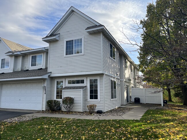 Building Photo - 7834 Harvest Ln