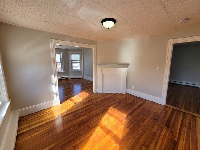 Building Photo - 53 Nashua St