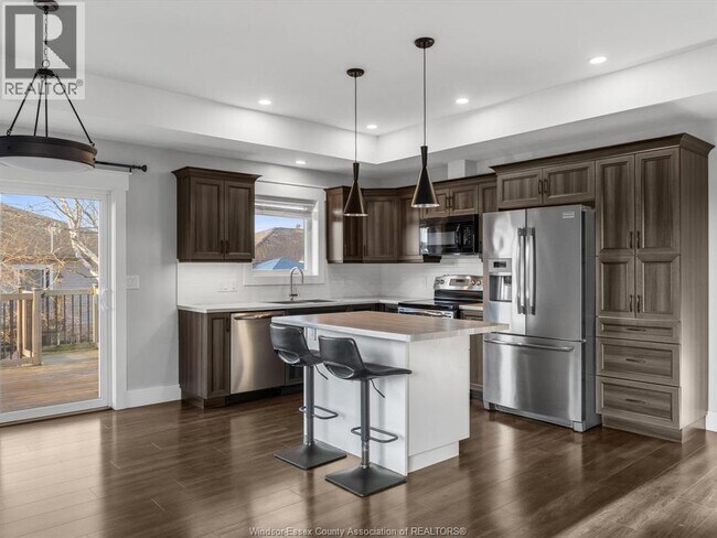 Photo du bâtiment - 99 Gladstone Ave