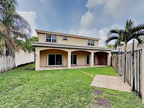 Building Photo - 8399 SW 163rd Ct