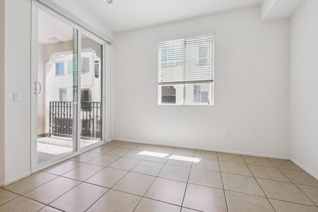Building Photo - 141 Eureka Pl