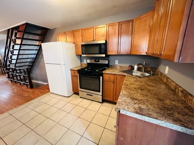 Foto del edificio - 3413 Tilton St