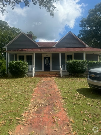 Building Photo - 107 S Magnolia St