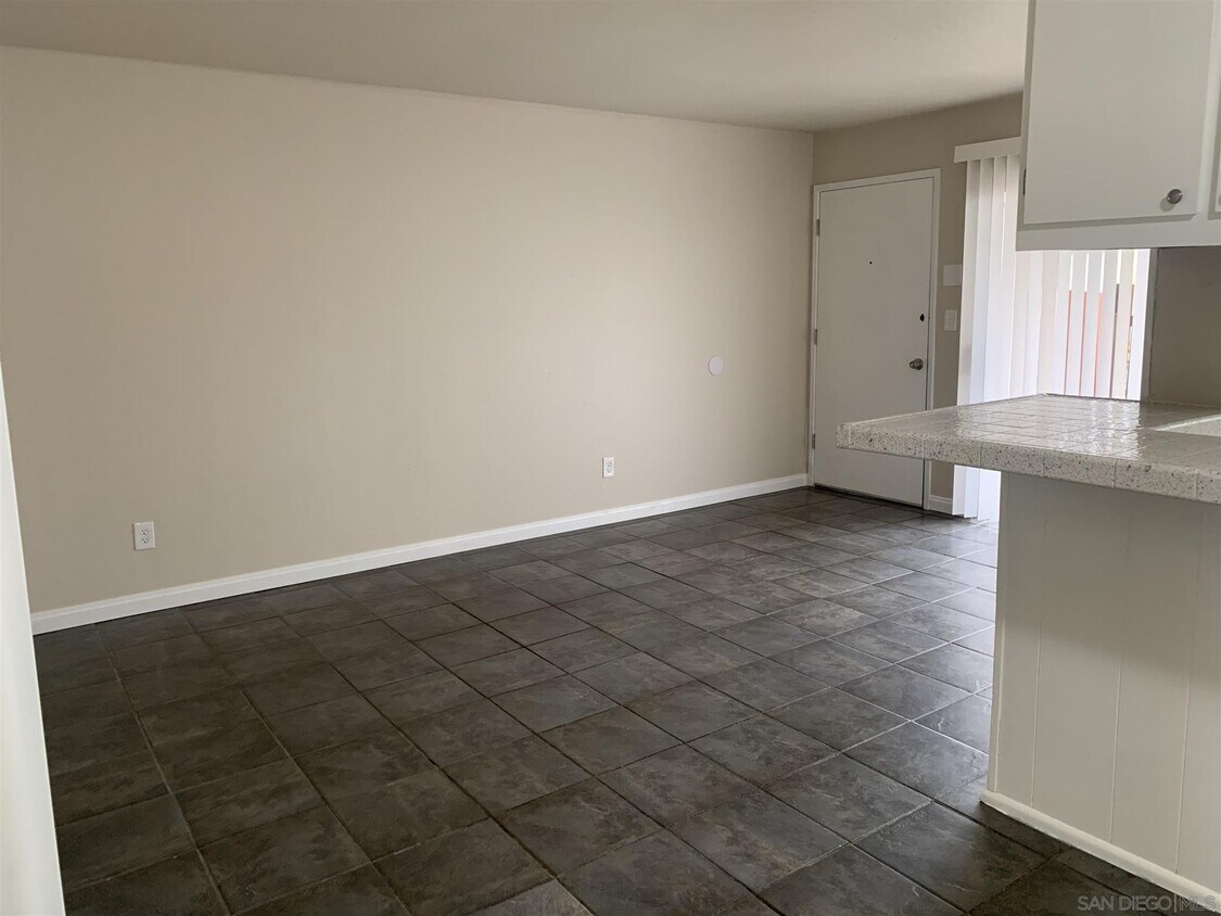 Foto principal - 930 B Ave