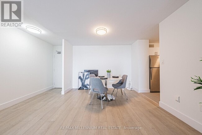 Building Photo - 2220 Marine Dr