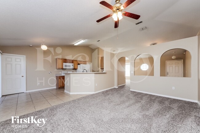Building Photo - 917 Delano Ct
