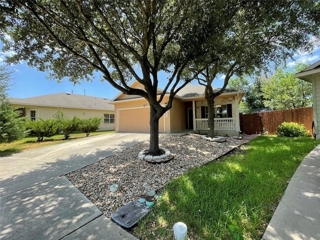 Foto del edificio - 3517 Bronco Bend Loop