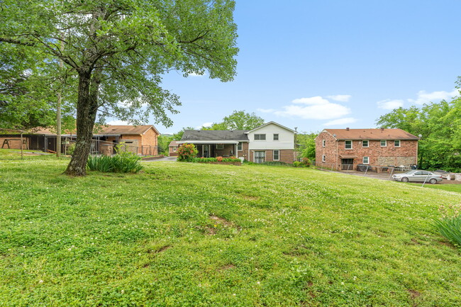 Building Photo - 3841 Dubois Dr