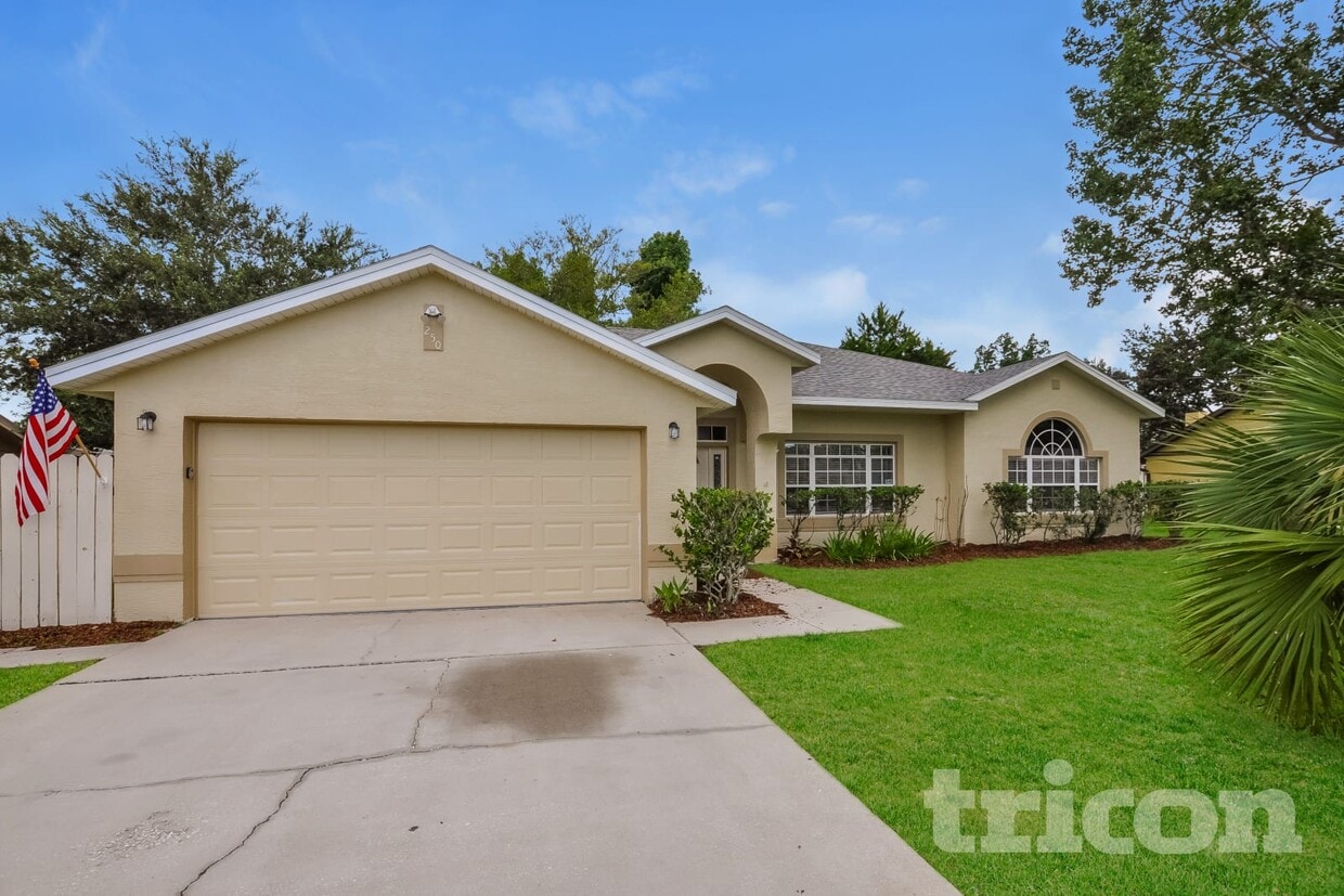 Foto principal - 250 Parkview Dr