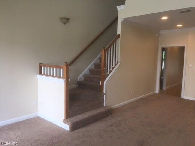 Stairs - 909 Turtle Pond Ln