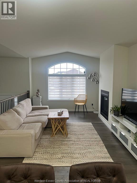 Building Photo - 1185 Aspen Ridge Cres