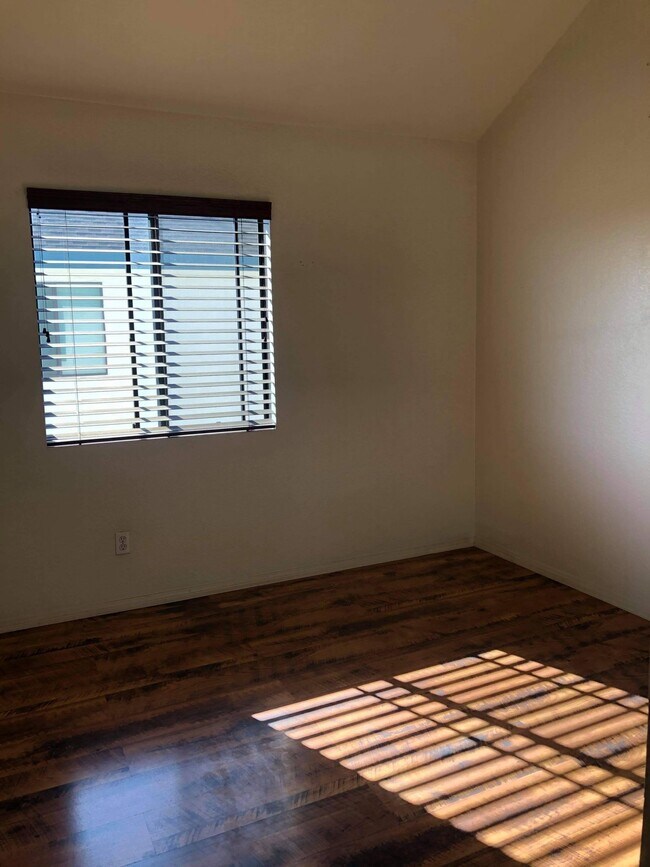 15111 Freeman Ave, Lawndale, CA 90260 Townhome Rentals in Lawndale CA