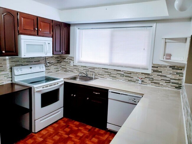 Foto del edificio - 215 NW Forest St