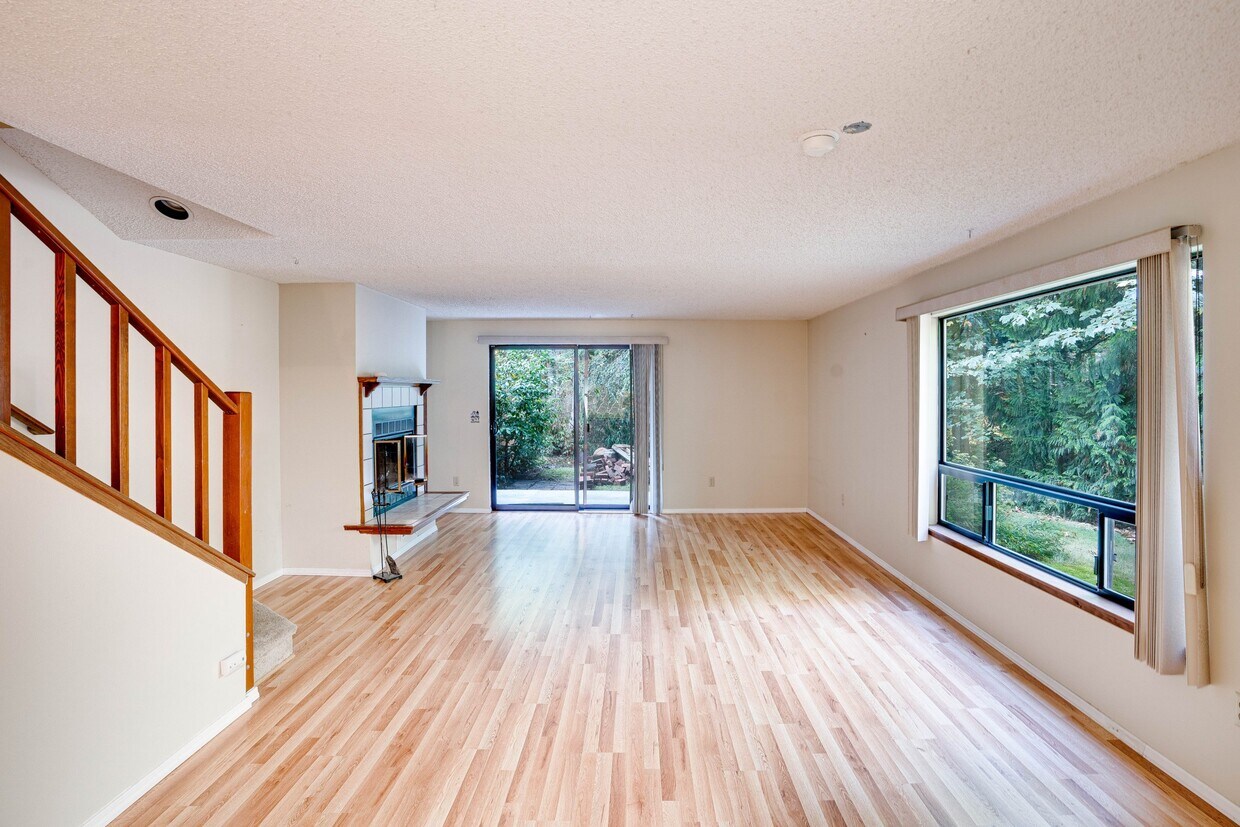 16528 23rd Ave SE D4 Bothell, WA 98012 ... House Rental in Bothell