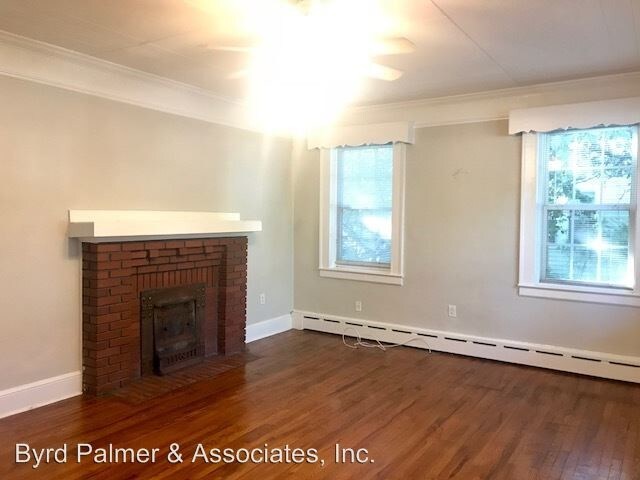 Foto del edificio - 3 br, 2 bath House - 1206 Main Street