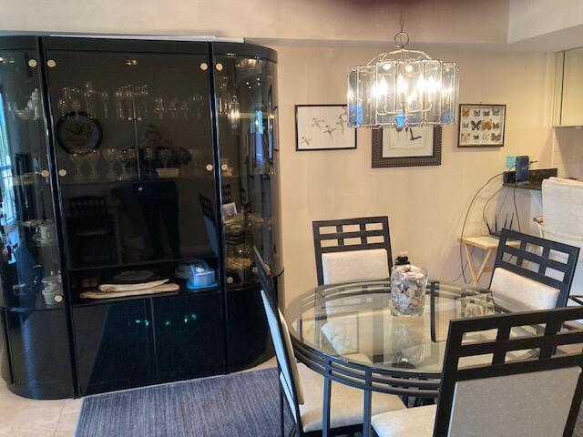 Foto del edificio - 2761 Village Blvd