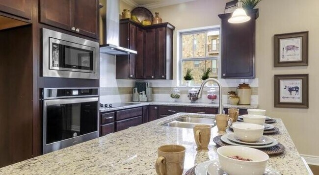 Foto del edificio - 1450 Rivery Blvd