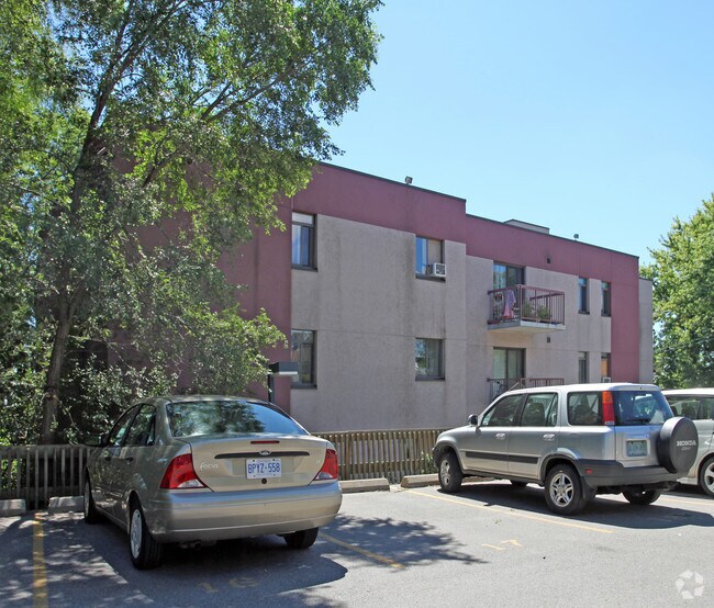 Photo du bâtiment - Thurlestone Co-Operative