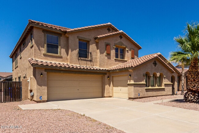 Building Photo - 4122 E Palm Beach Dr