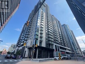 Building Photo - 180-1180 George St