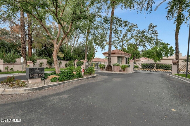 Building Photo - 7773 E Stallion Rd