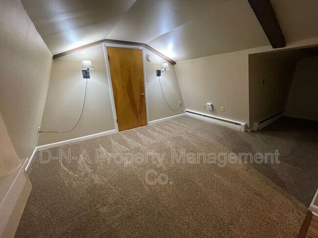 Foto del edificio - 106 3rd St