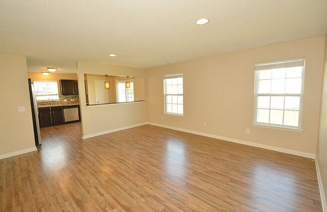 Foto del edificio - 4062 Magnolia Dr