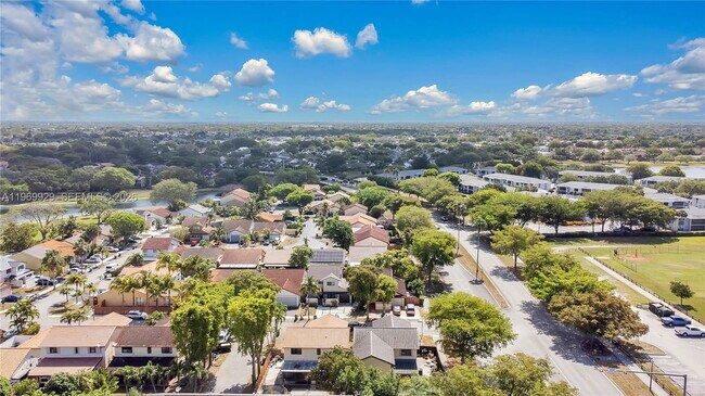 Foto del edificio - Southwest 151 Avenue, Miami, FL 33196 - 3 BR 2 BA single-family home