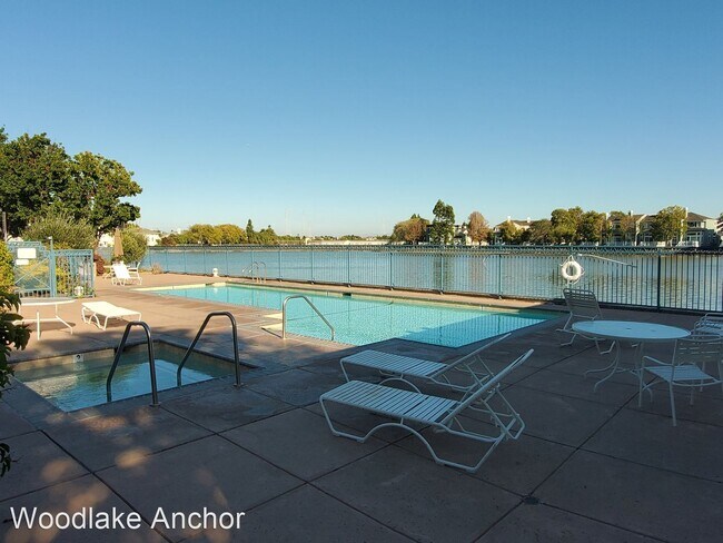 Foto del edificio - 3 br, 2.5 bath House - 601 Baltic Circle.,...