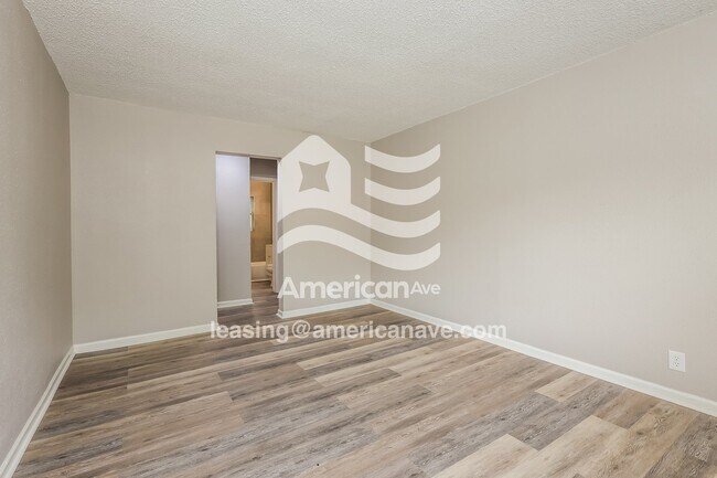 Foto del edificio - 536 E Ute St