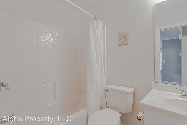 Building Photo - 2 br, 2 bath House - 348 Rexford Dr