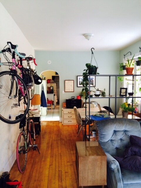 Primary Photo - 2341 N Kimball Ave