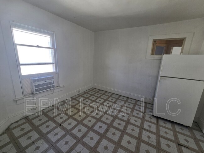 Foto del edificio - 1424 1/2 Grant Avenue