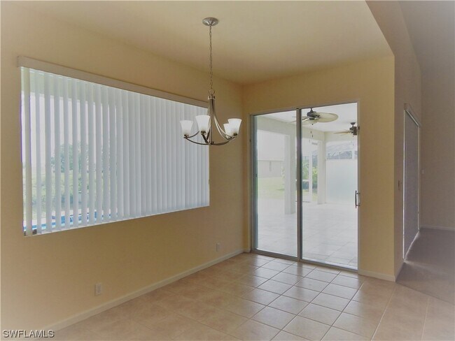 Foto del edificio - 823 SW 28th Terrace